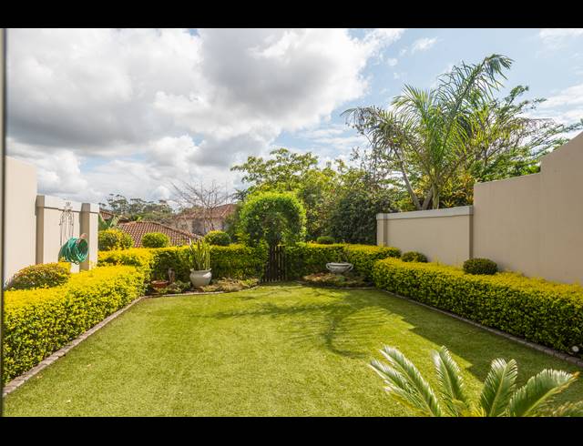 3 BEDROOM HOUSE FOR SALE IN UMHLALI GOLF ESTATE